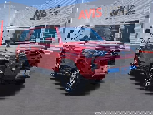 Used 2024 Toyota 4Runner TRD Off-Road Premium image 3