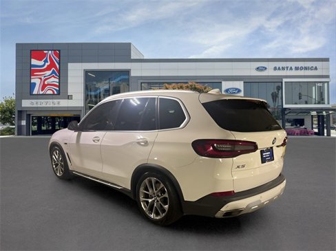Used 2023 BMW X5 xDrive45e image 5