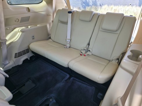 Used 2015 Toyota Highlander Limited image 35
