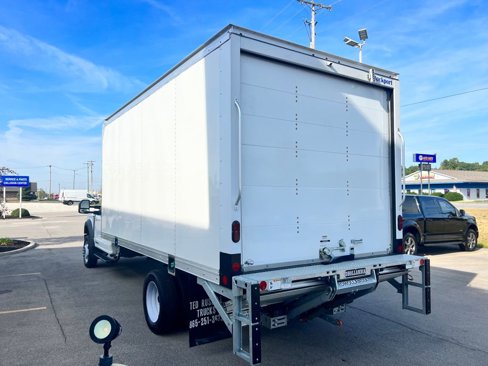Used 2024 Ford F550 2WD Regular Cab Super Duty image 29