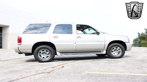 Used 2005 Cadillac Escalade AWD image 5