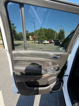 Used 2018 Chevrolet Suburban LT image 29
