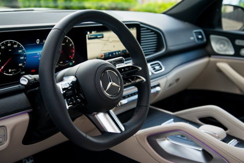 Used 2025 Mercedes-Benz GLS 450 4MATIC image 27