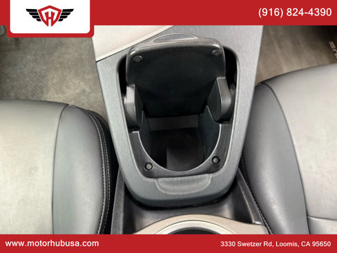 Used 2015 Toyota Prius Five image 31