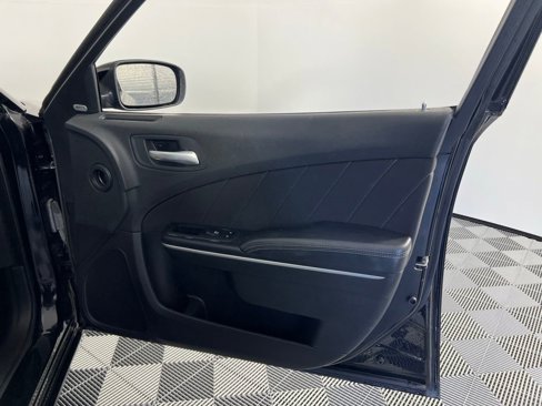 Used 2023 Dodge Charger SXT image 10