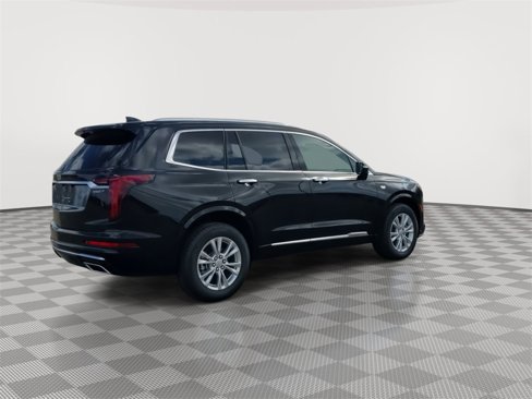 New 2025 Cadillac XT6 Luxury image 8