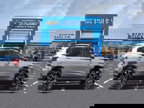 New 2025 Chevrolet Trax RS image 29