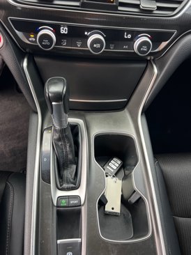 Used 2018 Honda Accord Sport image 33
