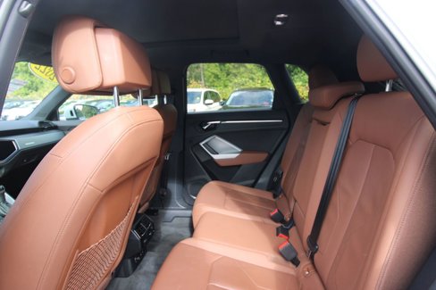Used 2022 Audi Q3 2.0T Premium Plus image 28