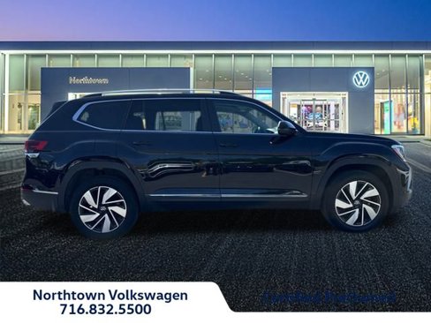 Certified 2025 Volkswagen Atlas SEL image 2