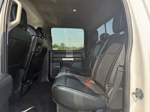 Used 2018 Ford F250 Lariat image 19