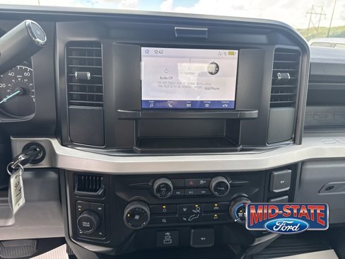 New 2026 Ford F250 XL w/ XL Off-Road Package image 23