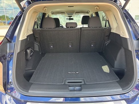 New 2026 Nissan Rogue SV image 18