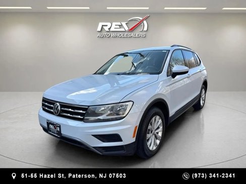 Used 2019 Volkswagen Tiguan S image 1