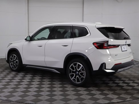 Used 2025 BMW X1 xDrive28i w/ Convenience Package image 8