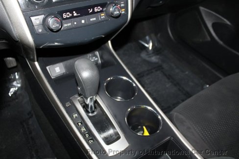 Used 2015 Nissan Altima 2.5 SV image 15