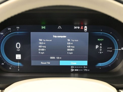 New 2025 Volvo XC60 T8 Plus w/ Protection Package Premier image 9