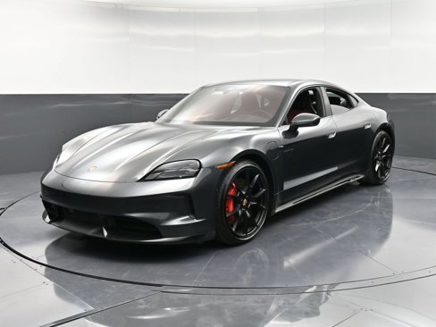 New 2025 Porsche Taycan GTS image 6