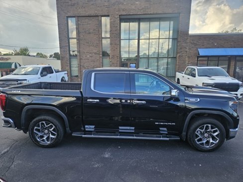 Certified 2024 GMC Sierra 1500 SLT w/ SLT Premium Package image 9