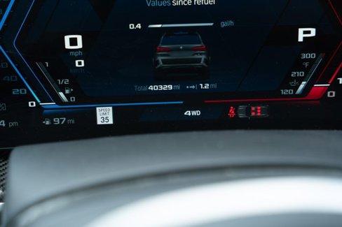 Used 2024 BMW X5 M Competition w/ Premium Package image 15