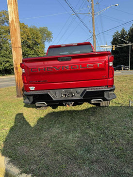 Used 2021 Chevrolet Silverado 1500 LT Trail Boss w/ Bed Protection Package image 4