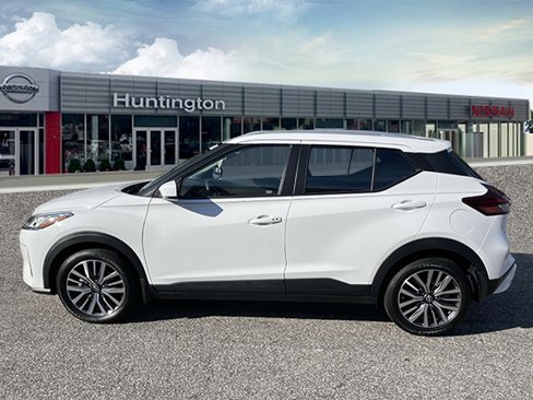 Used 2024 Nissan Kicks SV image 9
