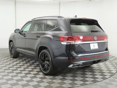 New 2026 Volkswagen Atlas SE image 8