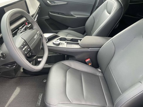 New 2025 Kia EV6 Wind image 12