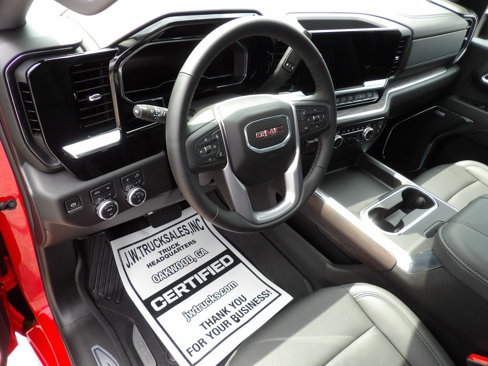 Used 2024 GMC Sierra 2500 SLT w/ SLT Premium Package image 15