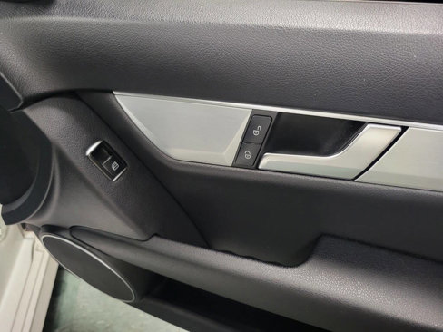 Used 2014 Mercedes-Benz C 250 Sedan image 37