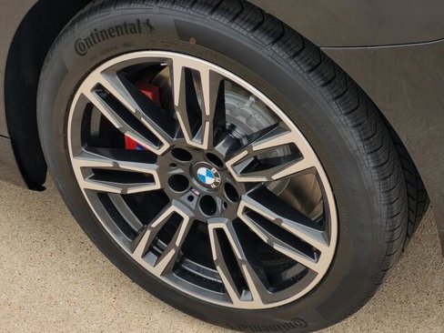 New 2026 BMW 550e xDrive w/ Executive Package image 7