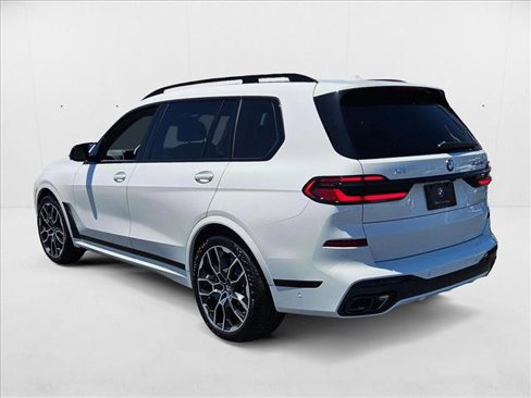 New 2026 BMW X7 M60i w/ Executive Package image 9