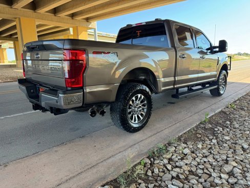 Used 2022 Ford F350 Lariat w/ Lariat Ultimate Package image 3