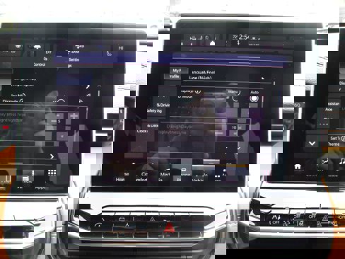 Used 2023 Jeep Compass Limited image 24