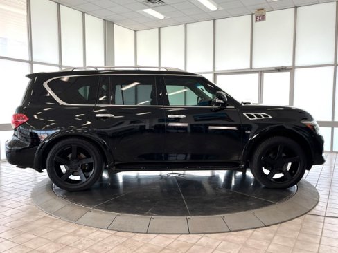 Used 2017 INFINITI QX80 Limited w/ Driver Assistance Package image 8