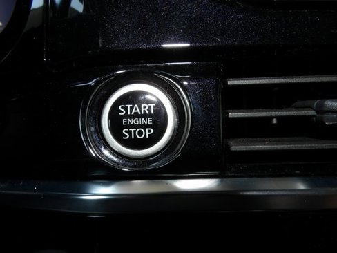 Certified 2023 Nissan Pathfinder Platinum image 37