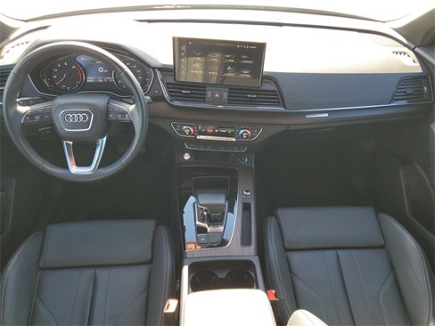 Used 2023 Audi Q5 2.0T Premium w/ Convenience Package image 31