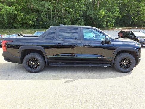 Used 2024 Chevrolet Silverado EV W/T image 6