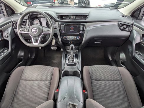 Used 2021 Nissan Rogue Sport S image 15