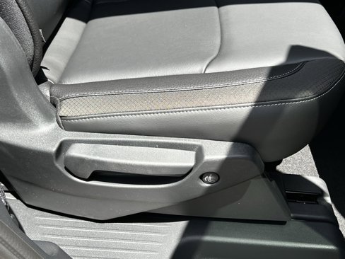 New 2025 Nissan Pathfinder SL image 26