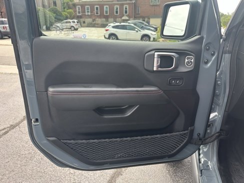 Used 2024 Jeep Wrangler Unlimited Rubicon 392 image 12
