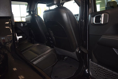 Used 2020 Jeep Gladiator Overland image 26