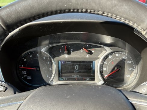Used 2018 Chevrolet Equinox Premier image 17