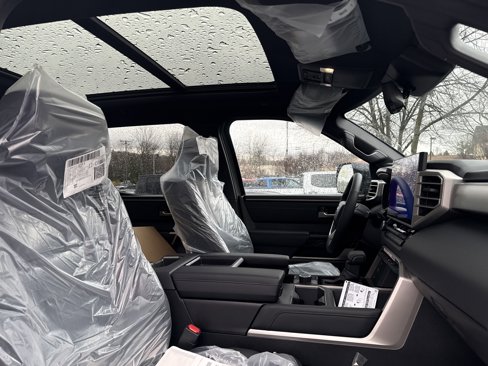 New 2025 Toyota Tundra Limited image 9