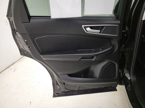 Used 2024 Ford Edge SEL image 39
