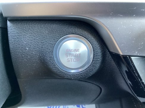 Used 2024 Kia Telluride EX image 36