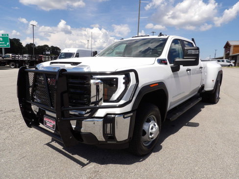 Used 2024 GMC Sierra 3500 Pro image 62