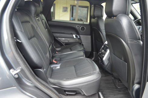 Used 2020 Land Rover Range Rover Sport HST image 25