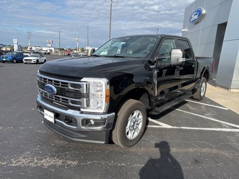 New 2026 Ford F250 XLT image 2