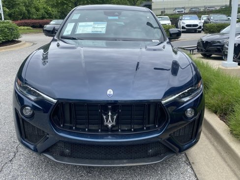 New 2024 Maserati Levante Trofeo image 3